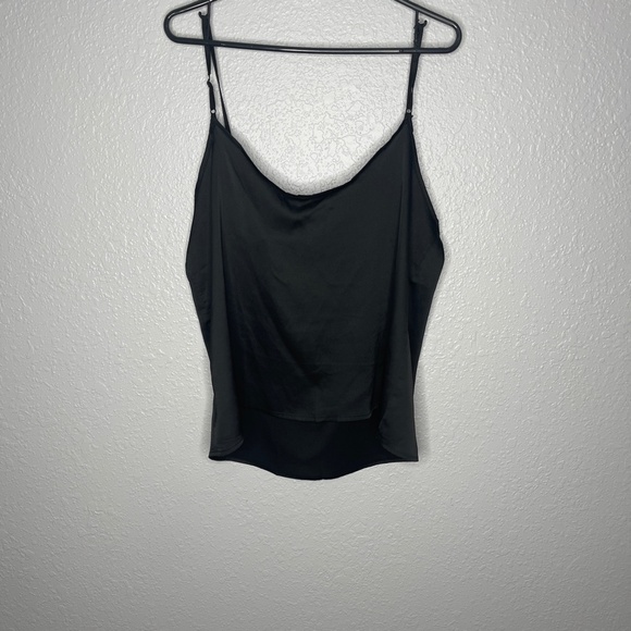 Shein Curve Black tank top spaghetti strap - Picture 4 of 8